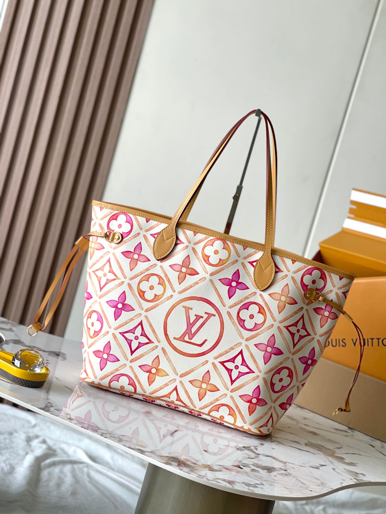 Louis Vuitton M25317 Neverfull MM Coral