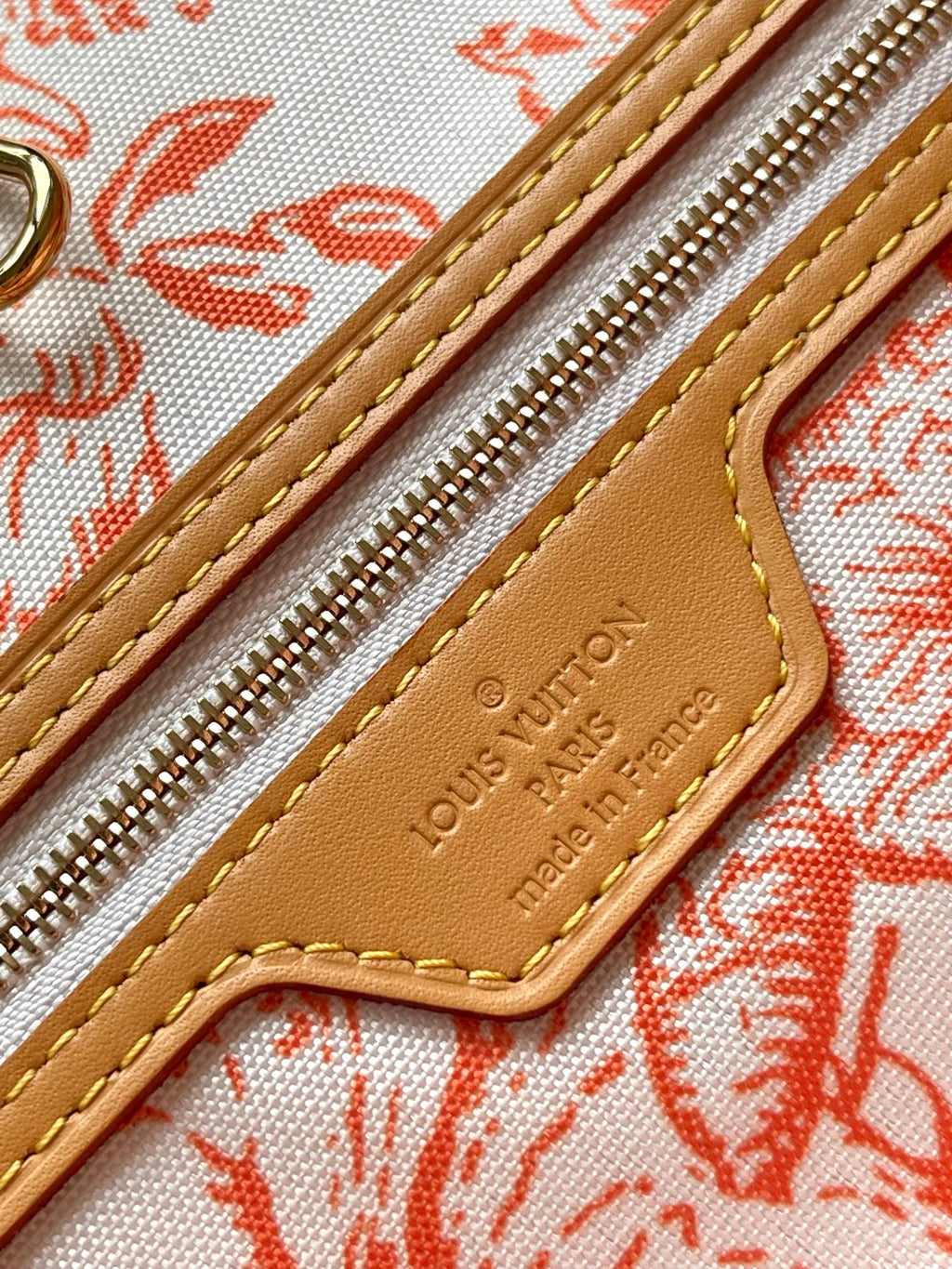Louis Vuitton M25317 Neverfull MM Coral