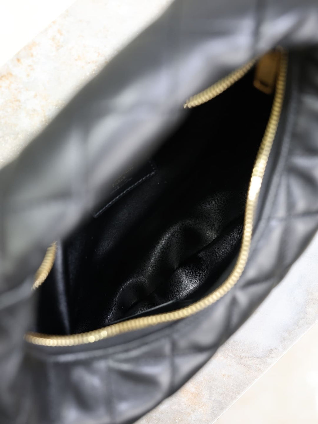 SAUINT LAURENT ICARINO in quilted nappa
