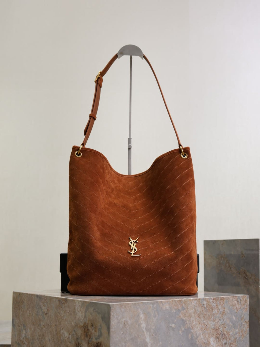 SAINT LAURENT NIKI supple bucket in suede