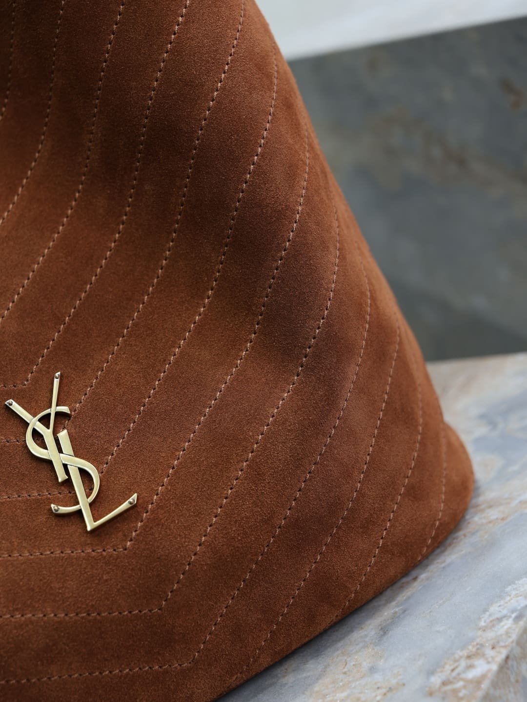 SAINT LAURENT NIKI supple bucket in suede