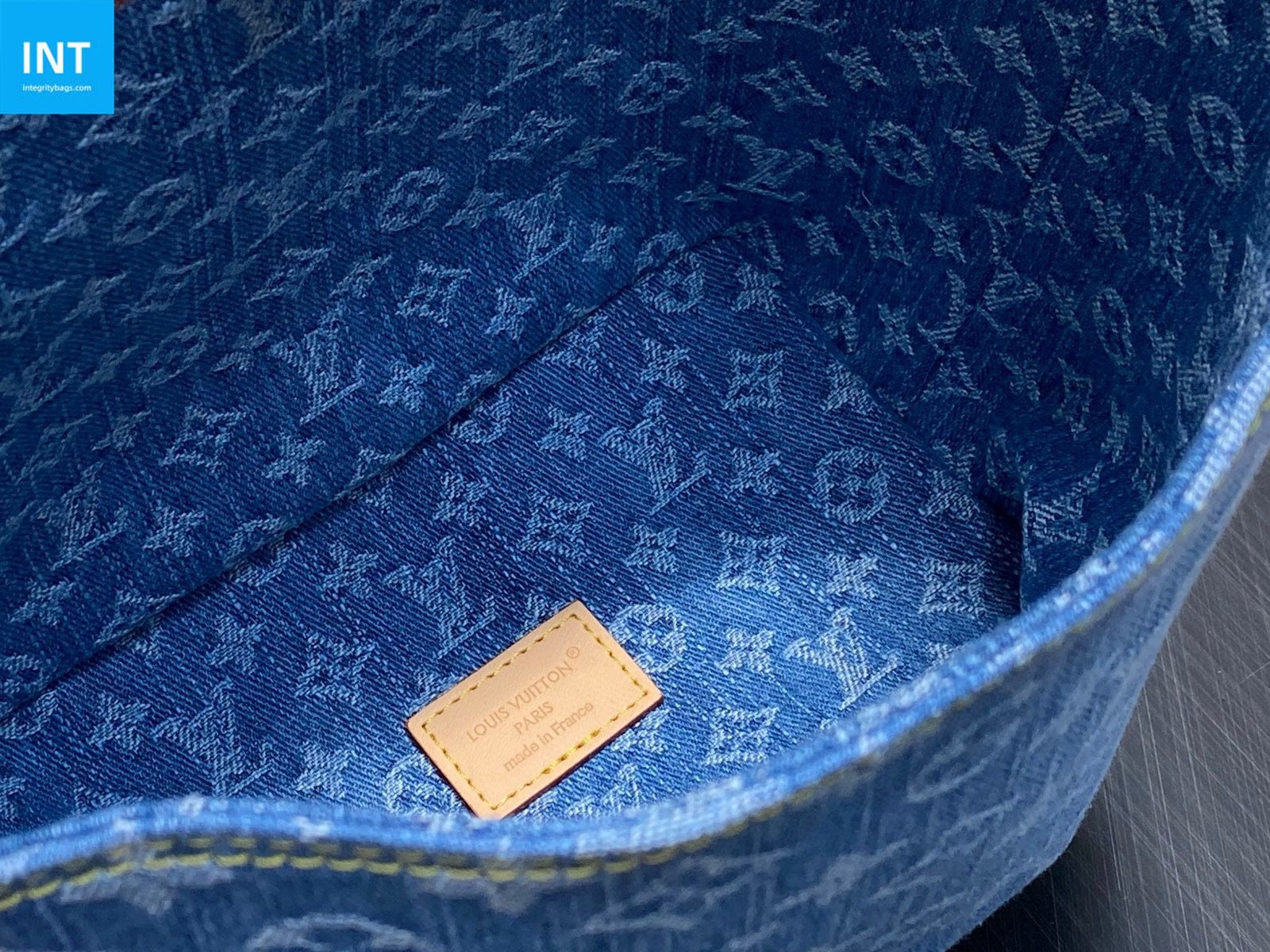 Louis Vuitton M28107 All In BB