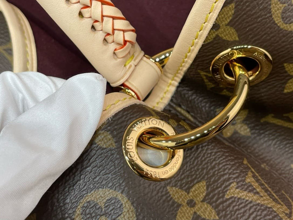 Louis Vuitton M25877 Again