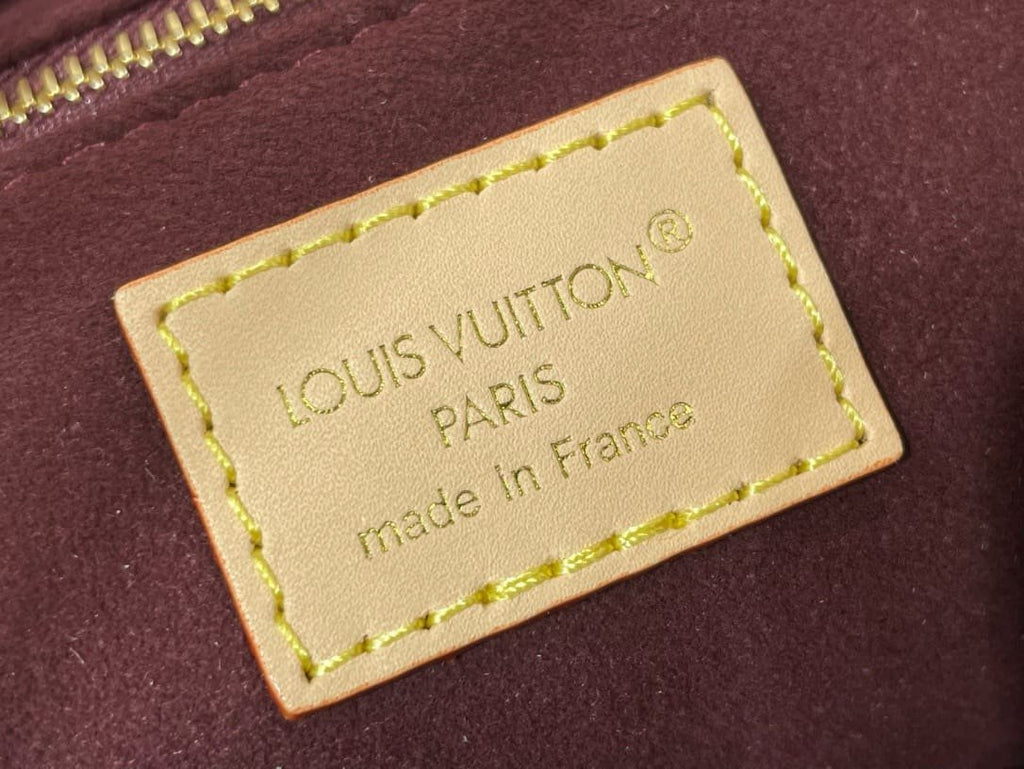 Louis Vuitton M25877 Again