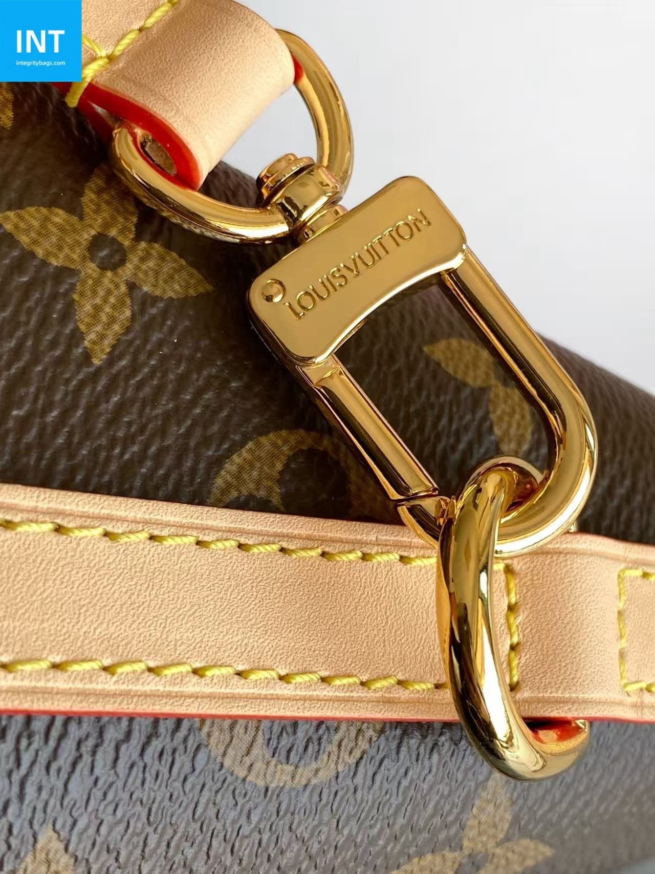 Louis Vuitton M27825 Multipass