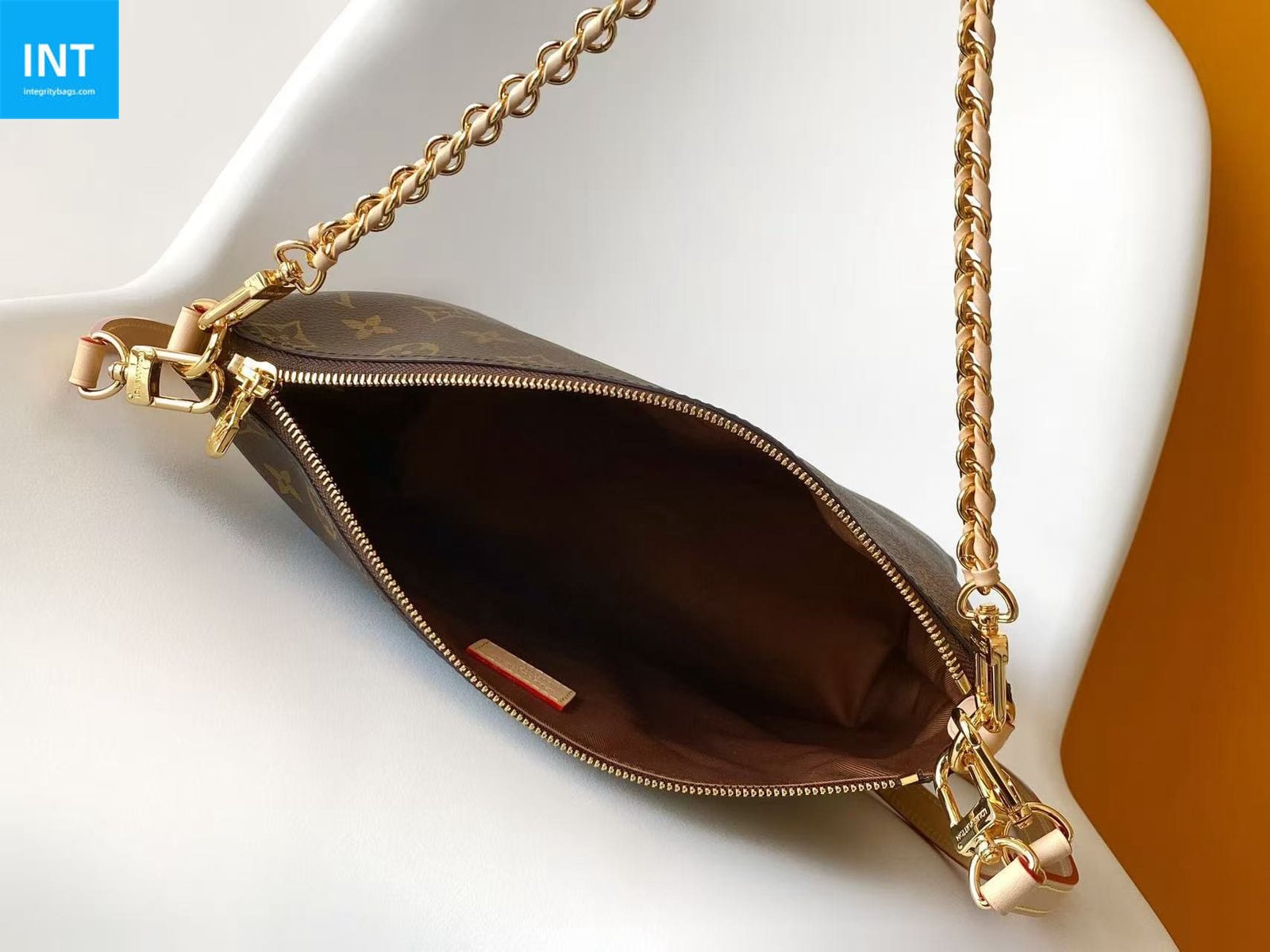 Louis Vuitton M27825 Multipass
