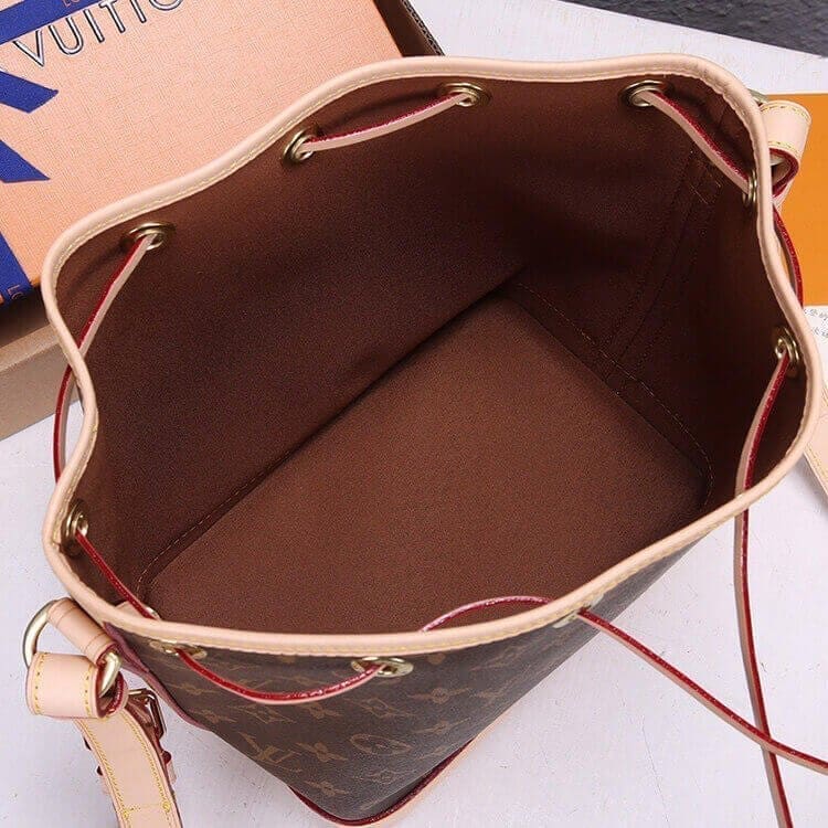 Louis Vuitton M40817 Noé BB