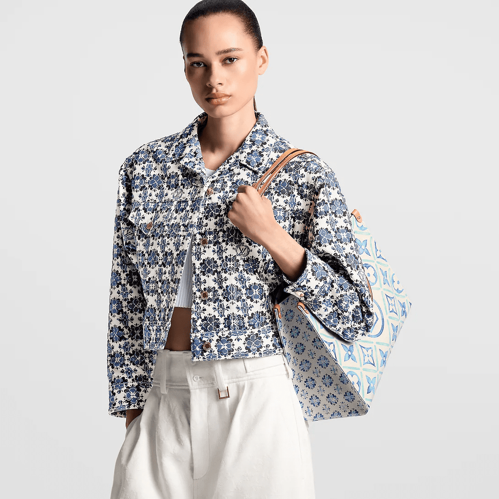 Louis Vuitton M11262 OnTheGo MM