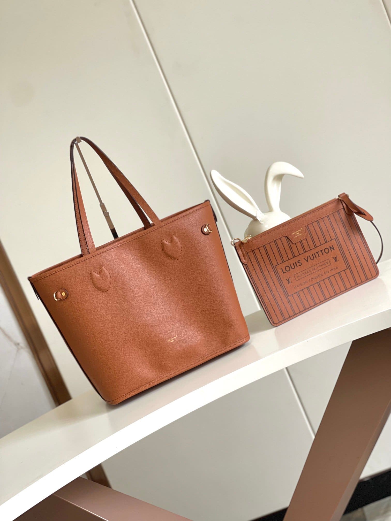 Louis Vuitton M12061 NEVERFULL INSIDE OUT MM