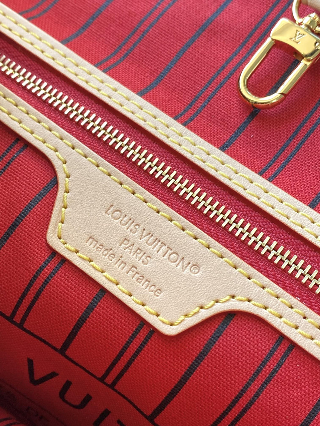 Louis Vuitton M12096 NEVERFULL BANDOULIÈRE INSIDE OUT MM