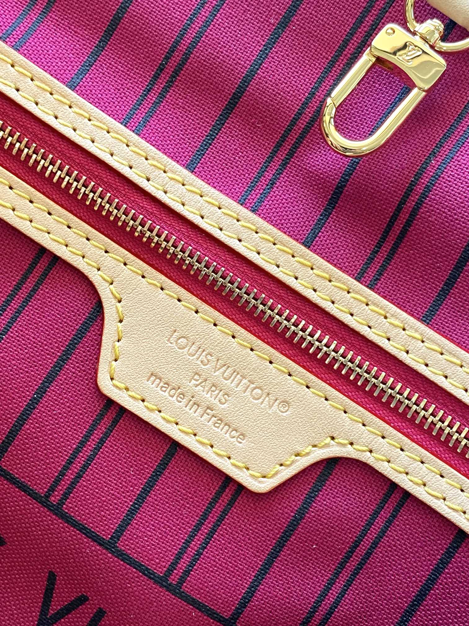 Louis Vuitton M12257 Neverfull BandoulièRe Inside Out MM