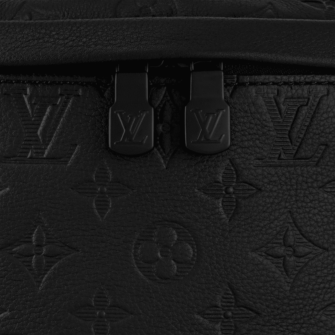 Louis Vuitton M46036 Discovery Bumbag PM