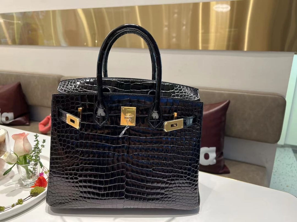 Hermès Black Matte Alligator Birkin 30 Gold Hardware