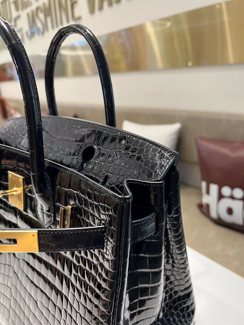 Hermès Black Matte Alligator Birkin 30 Gold Hardware