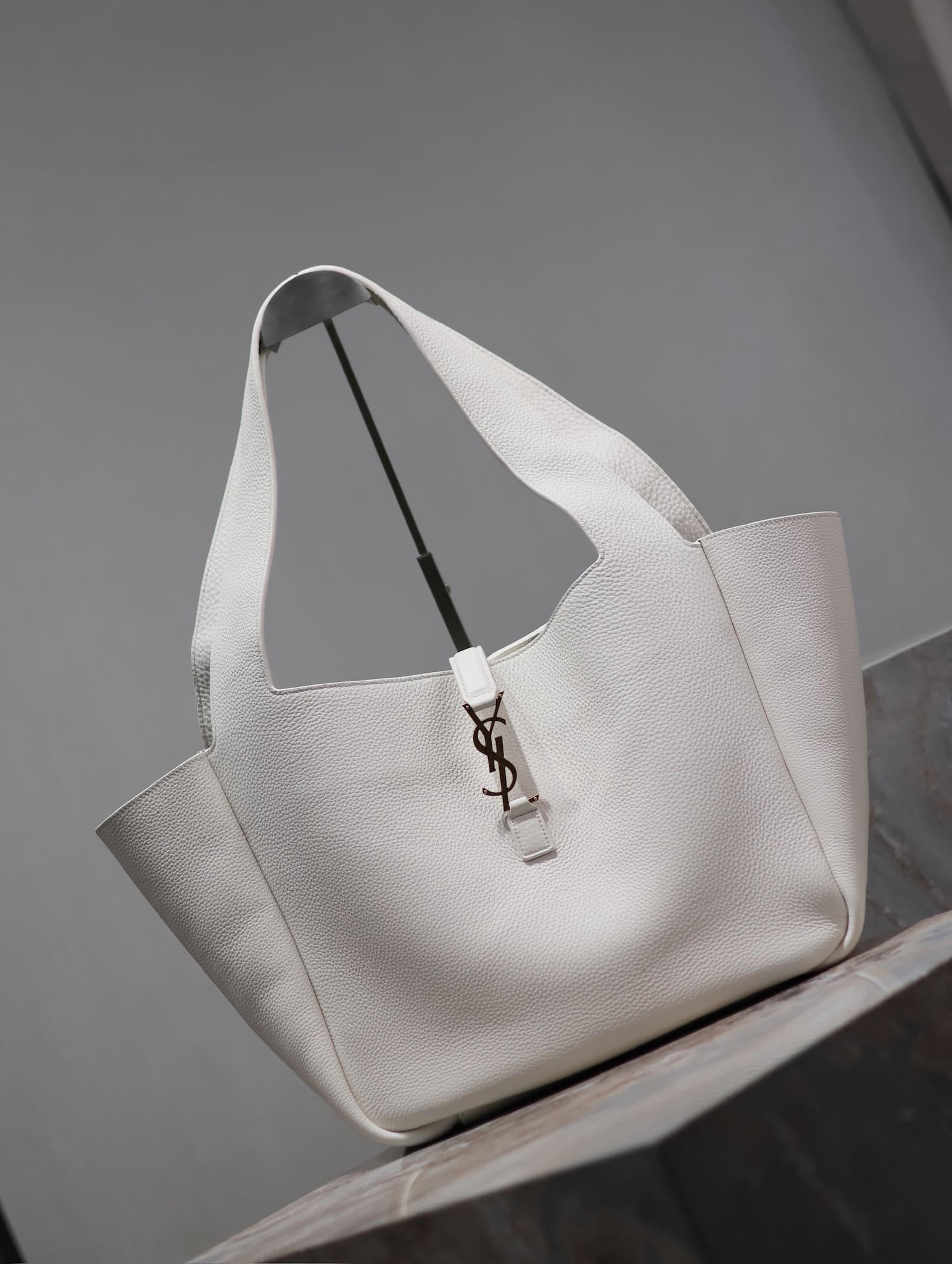 SAINT LAURENT LE 5 À 7 BEA in grained leather
