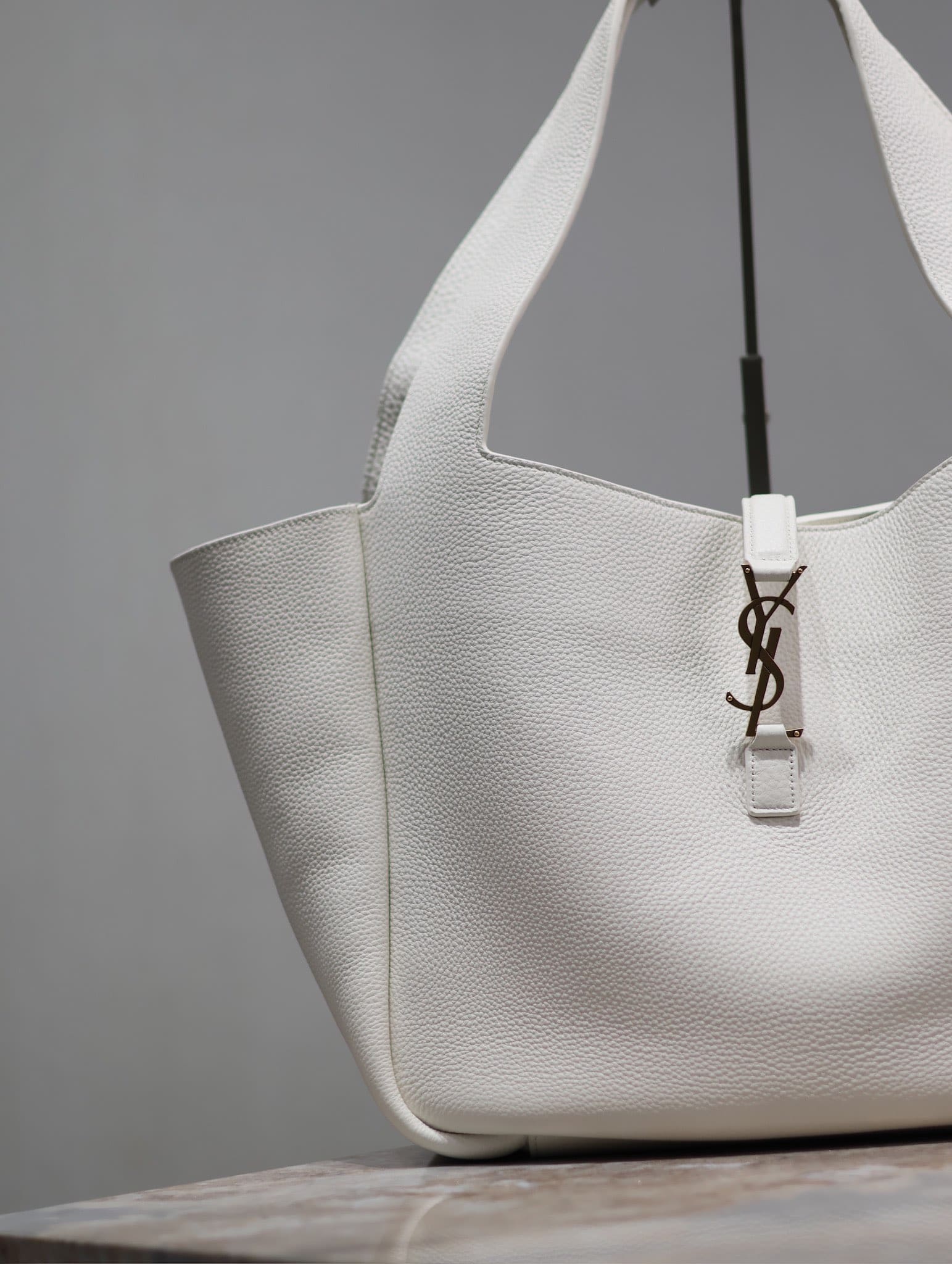 SAINT LAURENT LE 5 À 7 BEA in grained leather