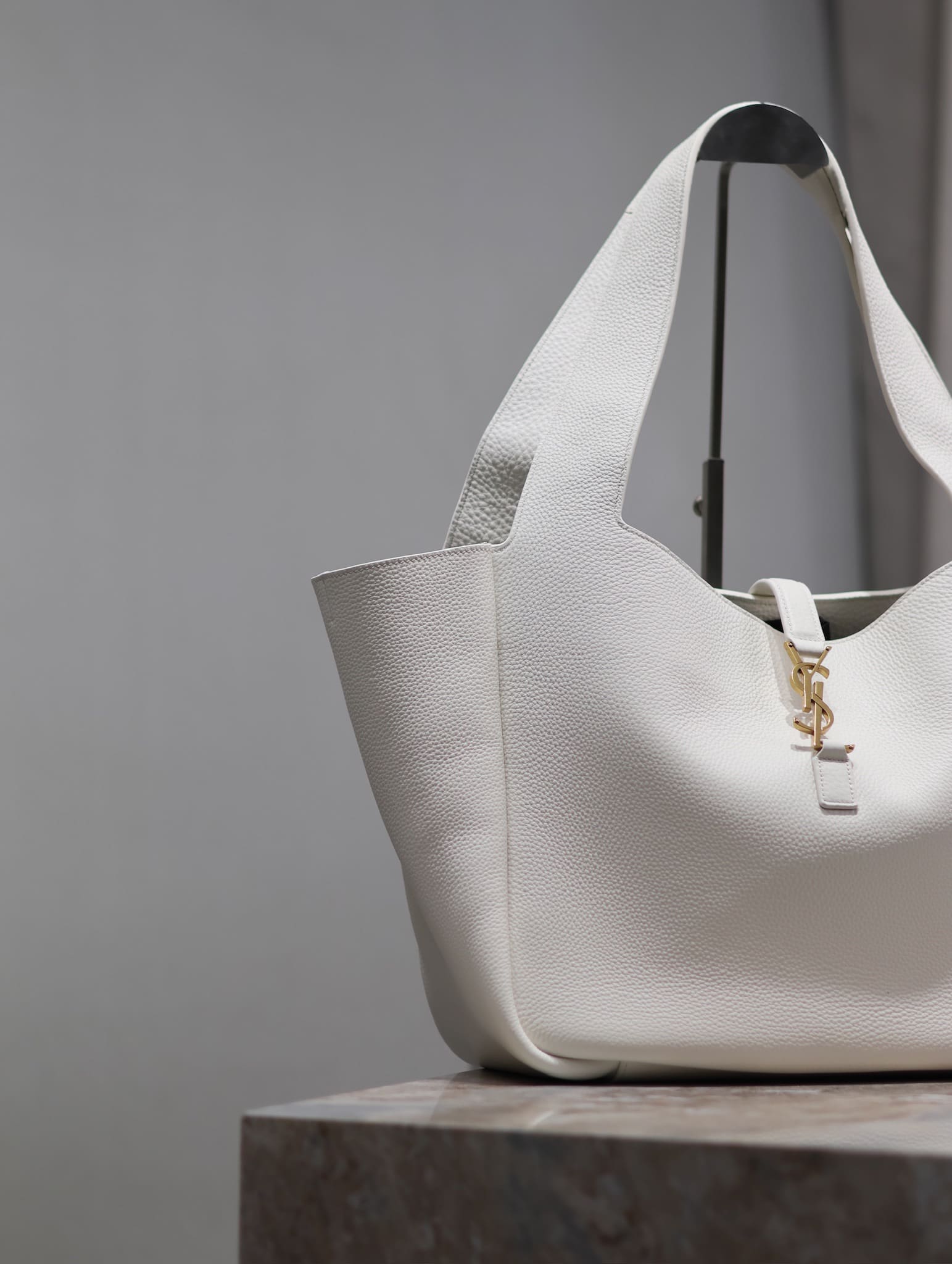 SAINT LAURENT LE 5 À 7 BEA in grained leather